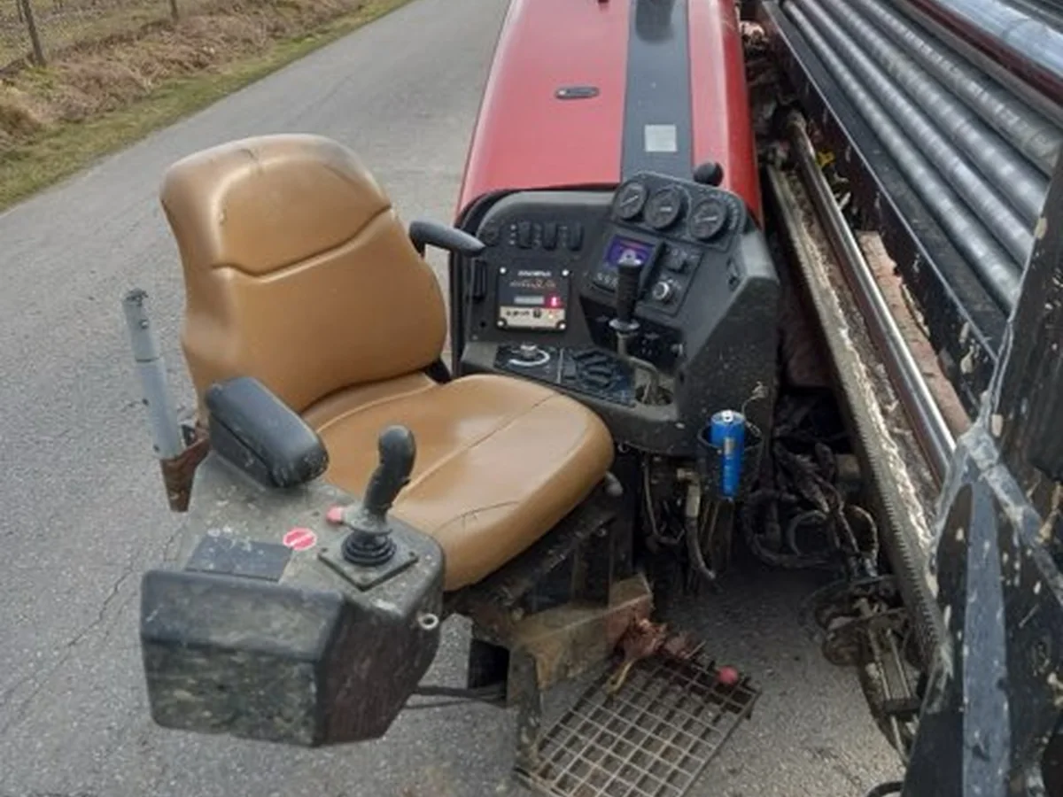 Fotel operatora i panel sterowania wiertnicy Ditch Witch JT20